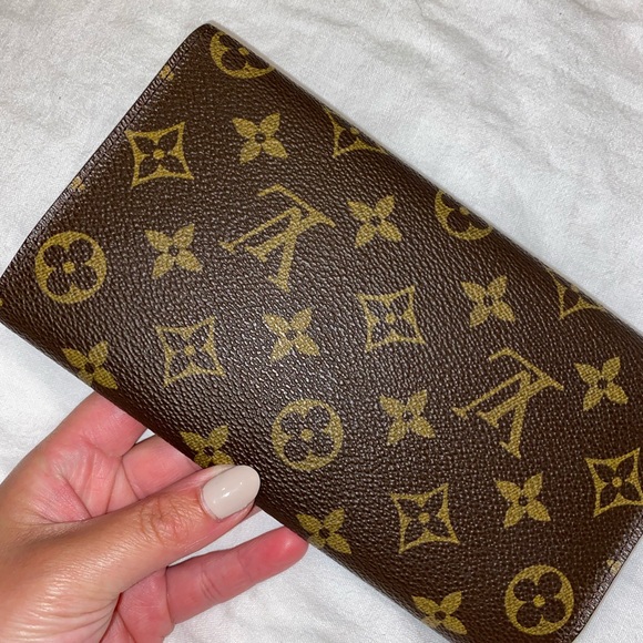 Authentic Louis Vuitton Monogram Trifold Wallet - Picture 6 of 8